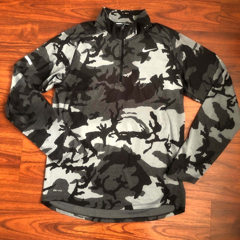 NIKE Dri-Fit Women 1/4 Zip Running Jacket